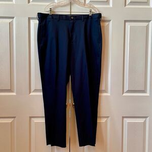 NAVY BLUE HAGGAR CLASSIC FIT PREMIUM NO IRON KHAKI WORN ONCE SIZE 38x29 EC